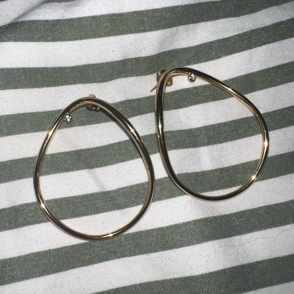Mejuri Gold Oversized Asymmetrical Hoop Earrings